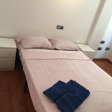 Pangsapuri 100 m² dengan 3 bilik tidur dan 2 bilik mandi peribadi di Parque de l'Aiguera Benidorm Luaran gambar