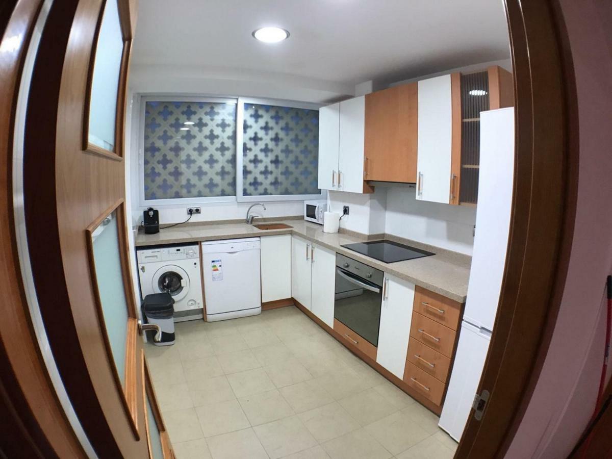 Pangsapuri 100 m² dengan 3 bilik tidur dan 2 bilik mandi peribadi di Parque de l'Aiguera Benidorm Luaran gambar